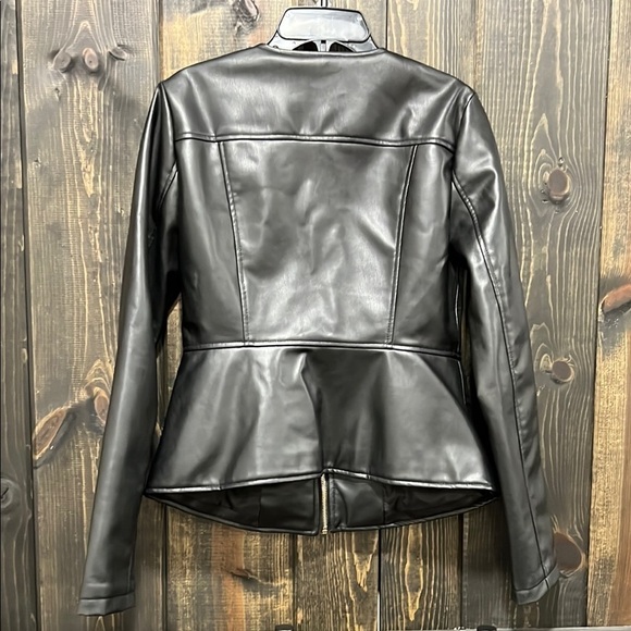 Zara Faux Leather Jacket M Black Full Zip Gold Hardware Short Length Peplum Boho - Picture 4 of 8